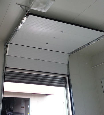 El panel de acero galvanizado fractura anti de la puerta de arriba seccional industrial de 40m m/de 50m m